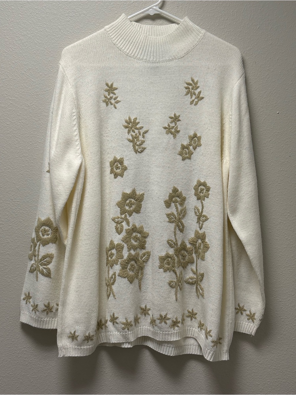 Denim & Co. Women's Ivory Beige Embroidered Floral Mock Neck Knit Sweater 1X